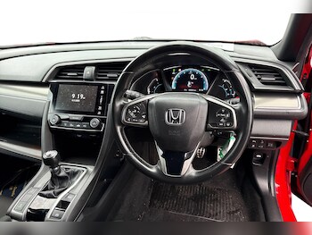 Used Honda Civic 2017 for sale - 76460996: Photo