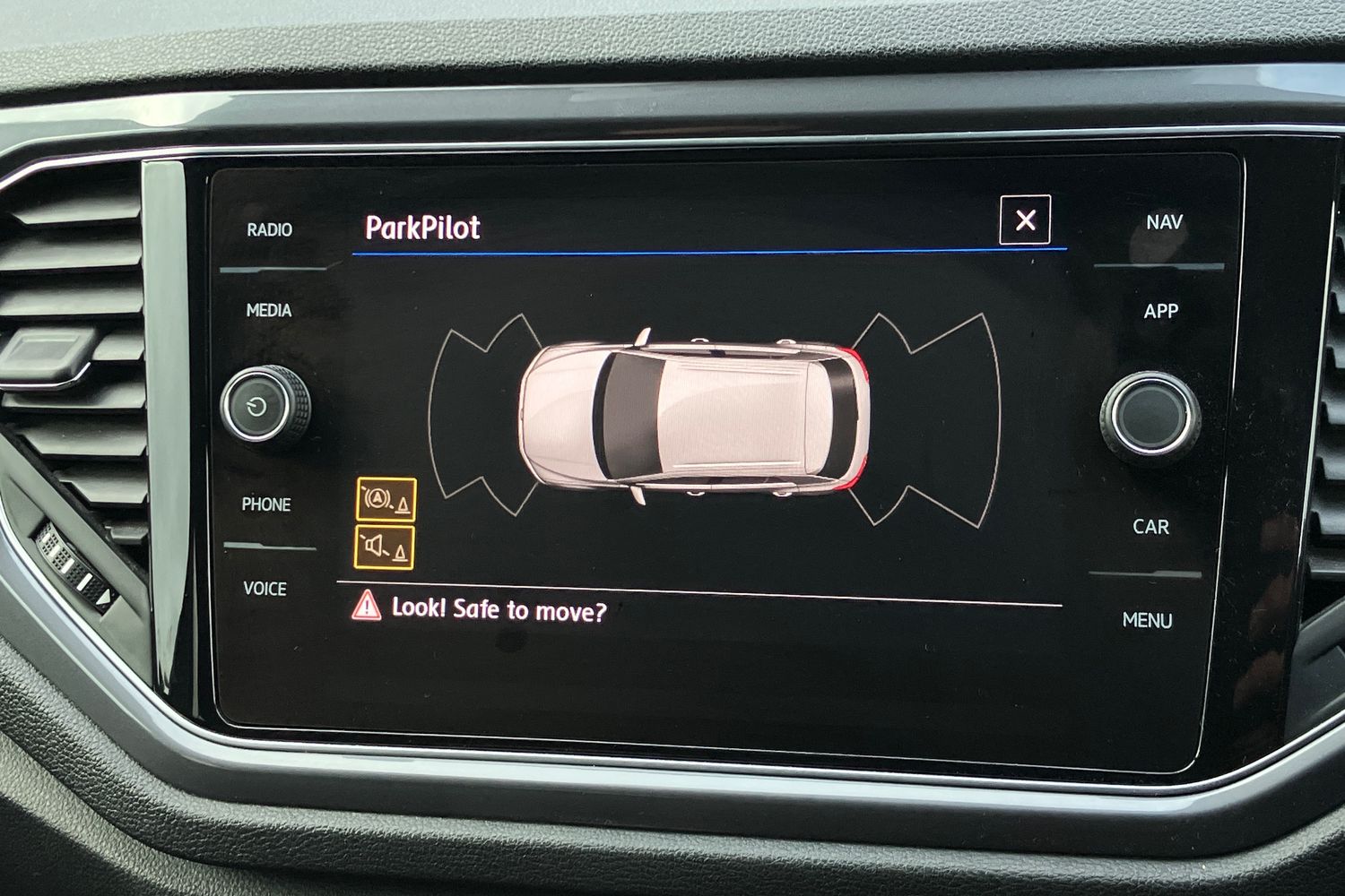 Used Volkswagen T-Roc 2020 for sale - 77879224: Photo 11