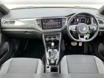 Used Volkswagen T-Roc 2020 for sale - 77879224: Photo