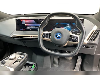 Used BMW iX 2022 for sale - 75329652: Photo