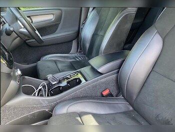 Used Volvo XC40 2021 for sale - 78794388: Photo