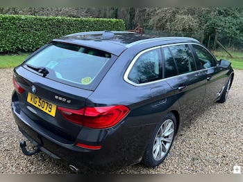 Used BMW 5 Series 2020 for sale - 77334368: Photo