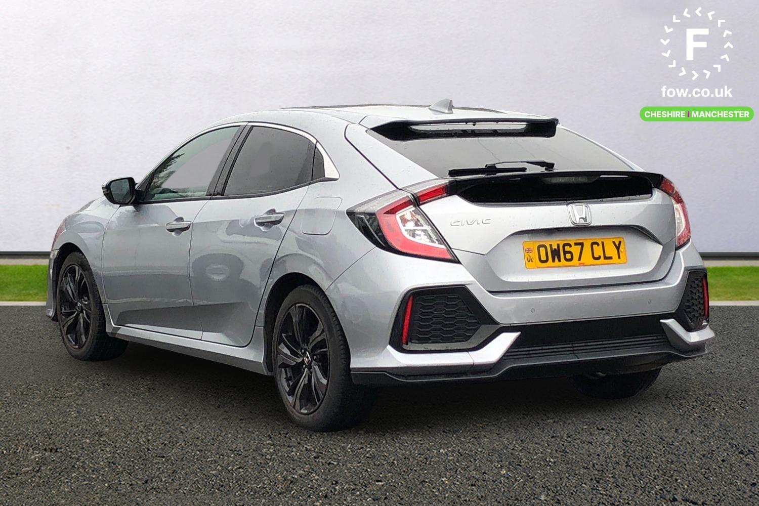 Used Honda Civic 2018 for sale - 77514832: Photo 2