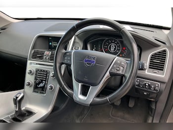 Used Volvo XC60 2017 for sale - 75761403: Photo