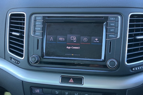 Used Volkswagen Sharan 2018 for sale - 75794188: Photo 6