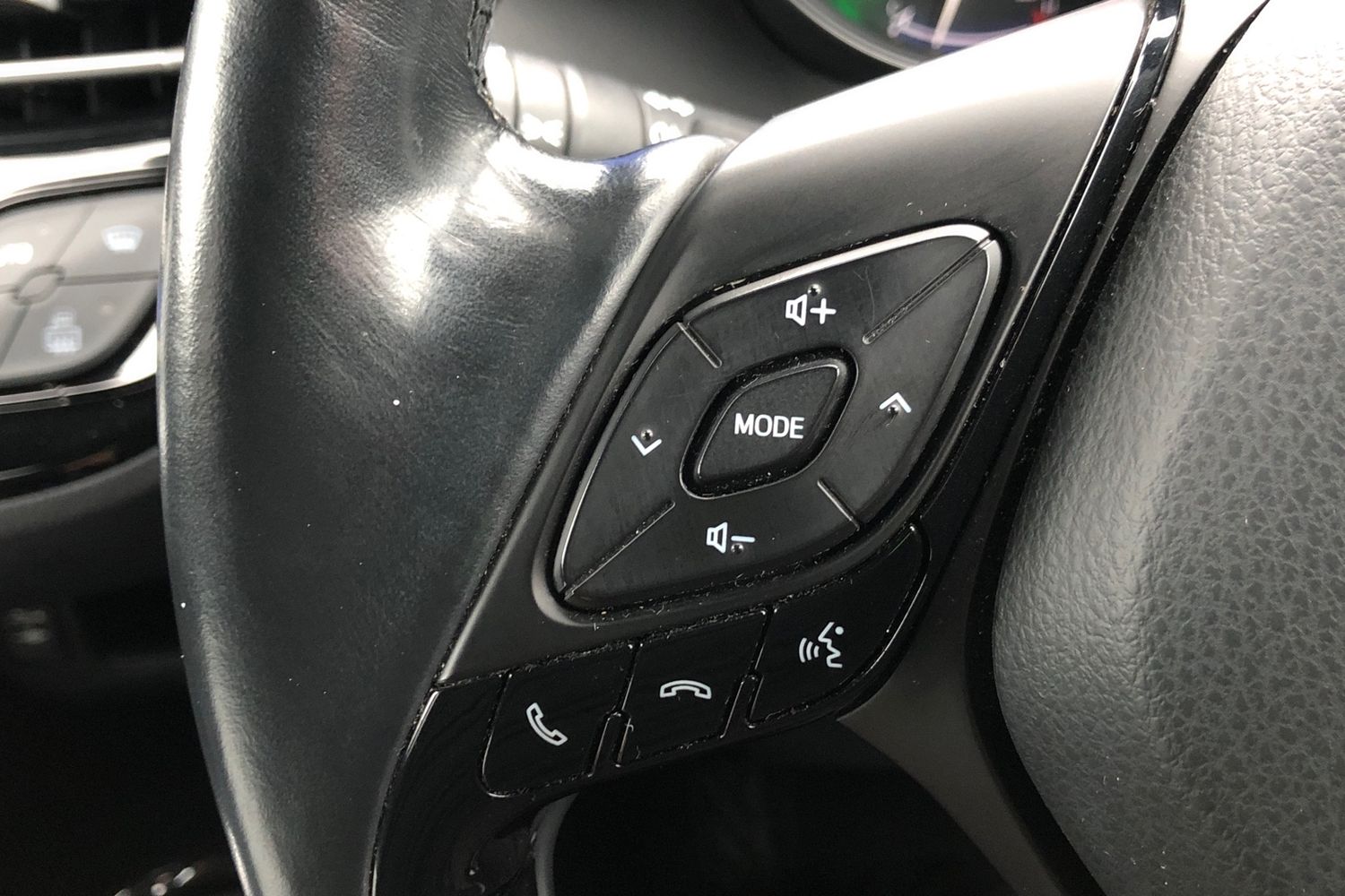 Used Toyota C-HR 2018 for sale - 77515085: Photo 6