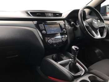 Used Nissan Qashqai 2018 for sale - 74748200: Photo