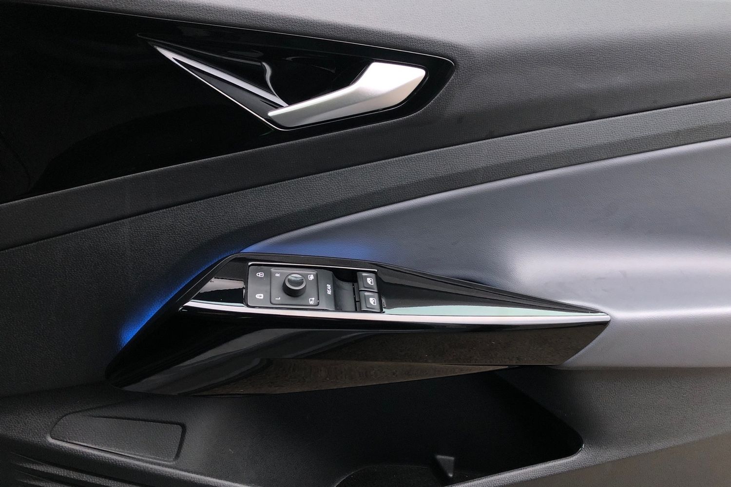 Used Volkswagen ID.4 2022 for sale - 76972794: Photo 20