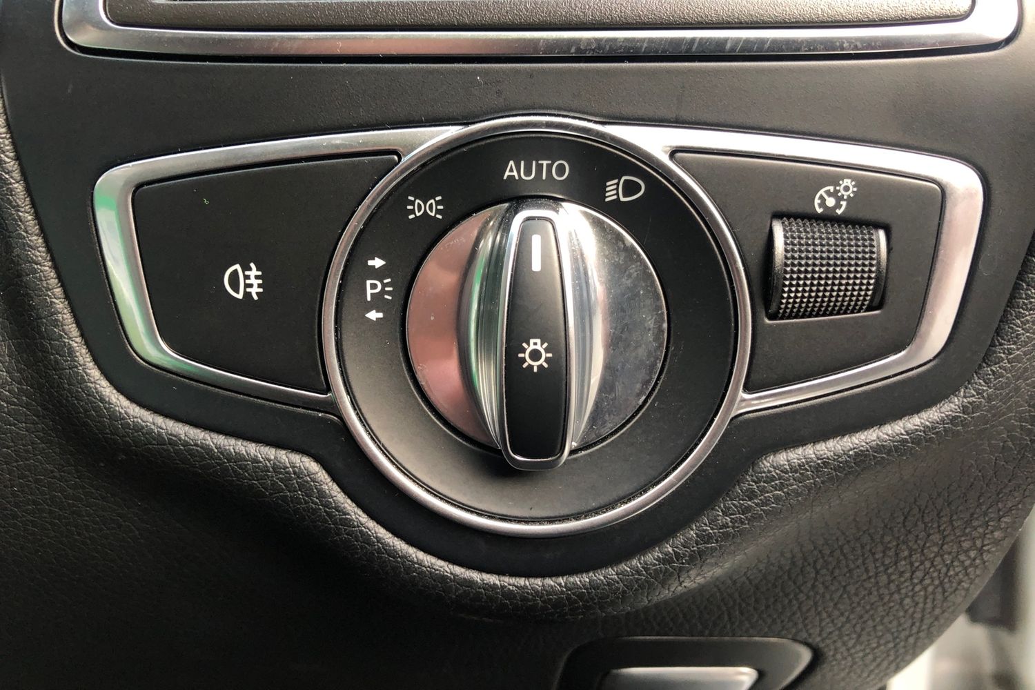 Used Mercedes-Benz C Class 2018 for sale - 76732482: Photo 19