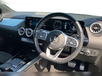 Used Mercedes-Benz EQA 2021 for sale - 78668702: Photo