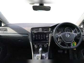 Used Volkswagen Golf 2018 for sale - 79355222: Photo