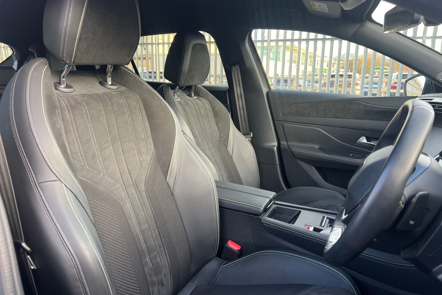 Used Peugeot 408 2024 for sale - 77383321: Photo 18