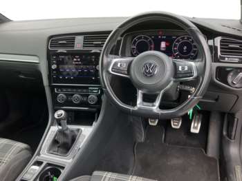 Used Volkswagen Golf 2019 for sale - 74885970: Photo