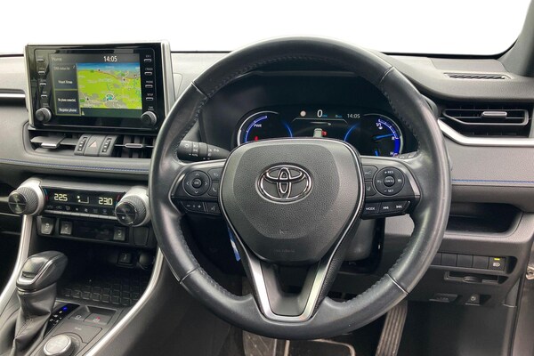 Used Toyota RAV4 2020 for sale - 76218564: Photo 3