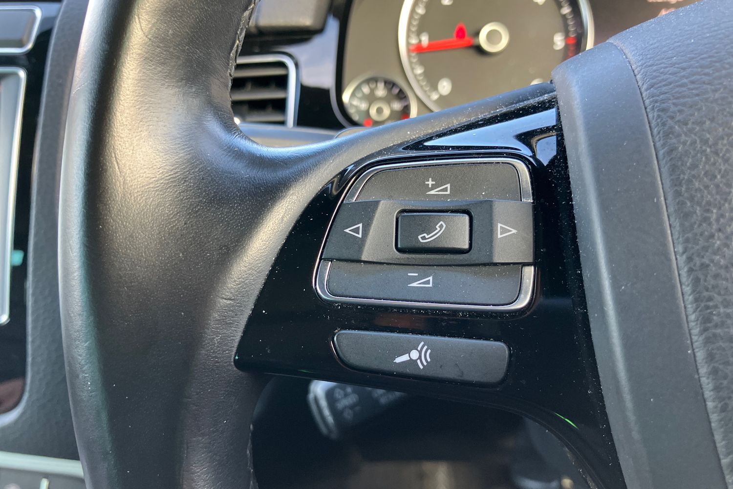 Used Volkswagen Touareg 2017 for sale - 76569476: Photo 17