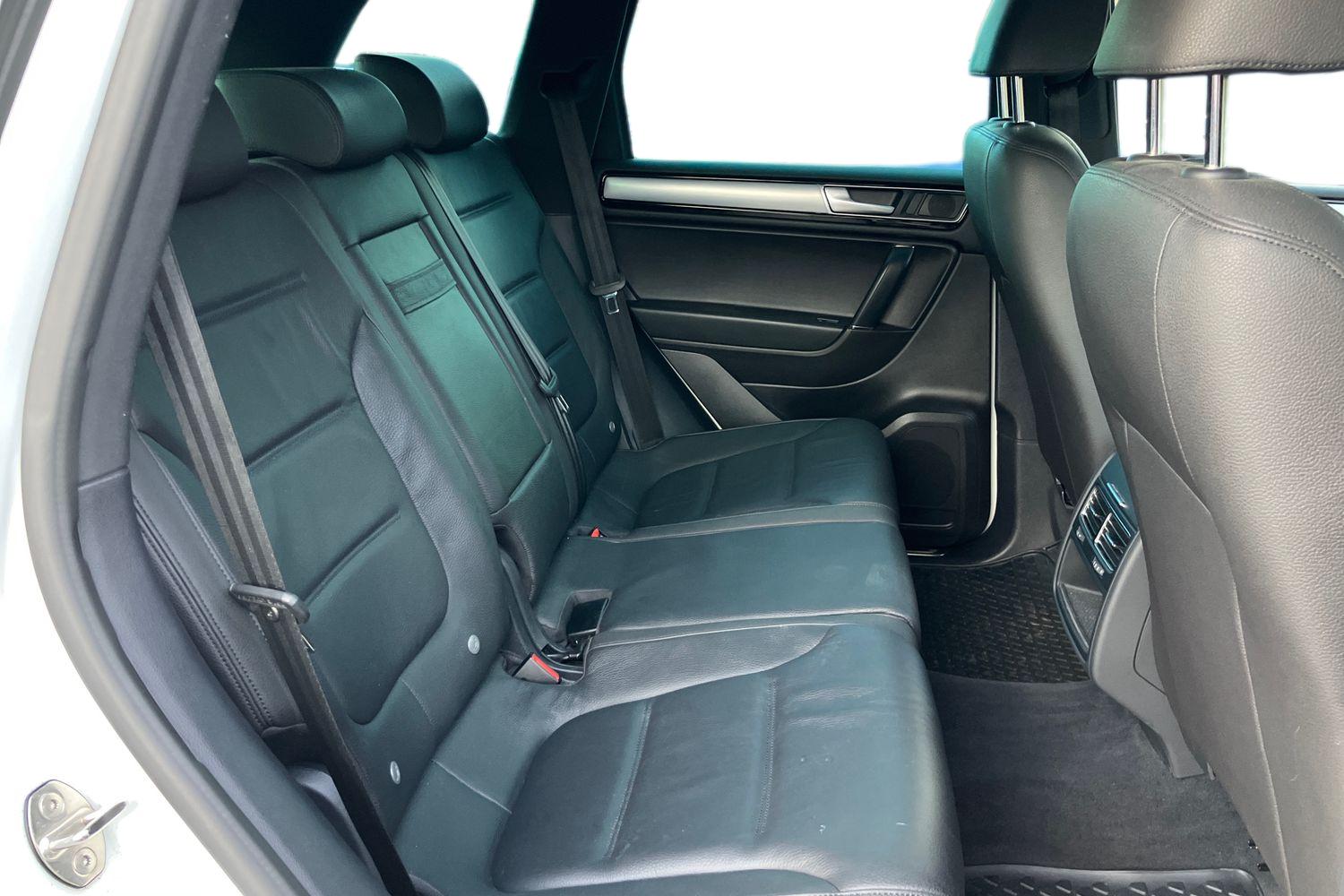 Used Volkswagen Touareg 2017 for sale - 76569476: Photo 27