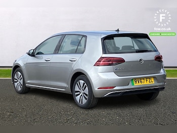 Used Volkswagen Golf 2017 for sale - 75398887: Photo
