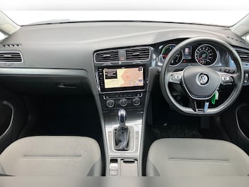 Used Volkswagen Golf 2017 for sale - 75398887: Photo