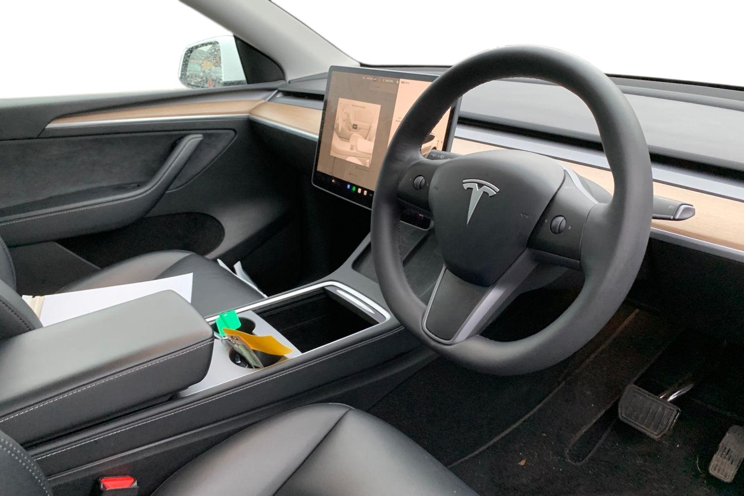 Used Tesla Model Y 2024 for sale - 77527535: Photo 3