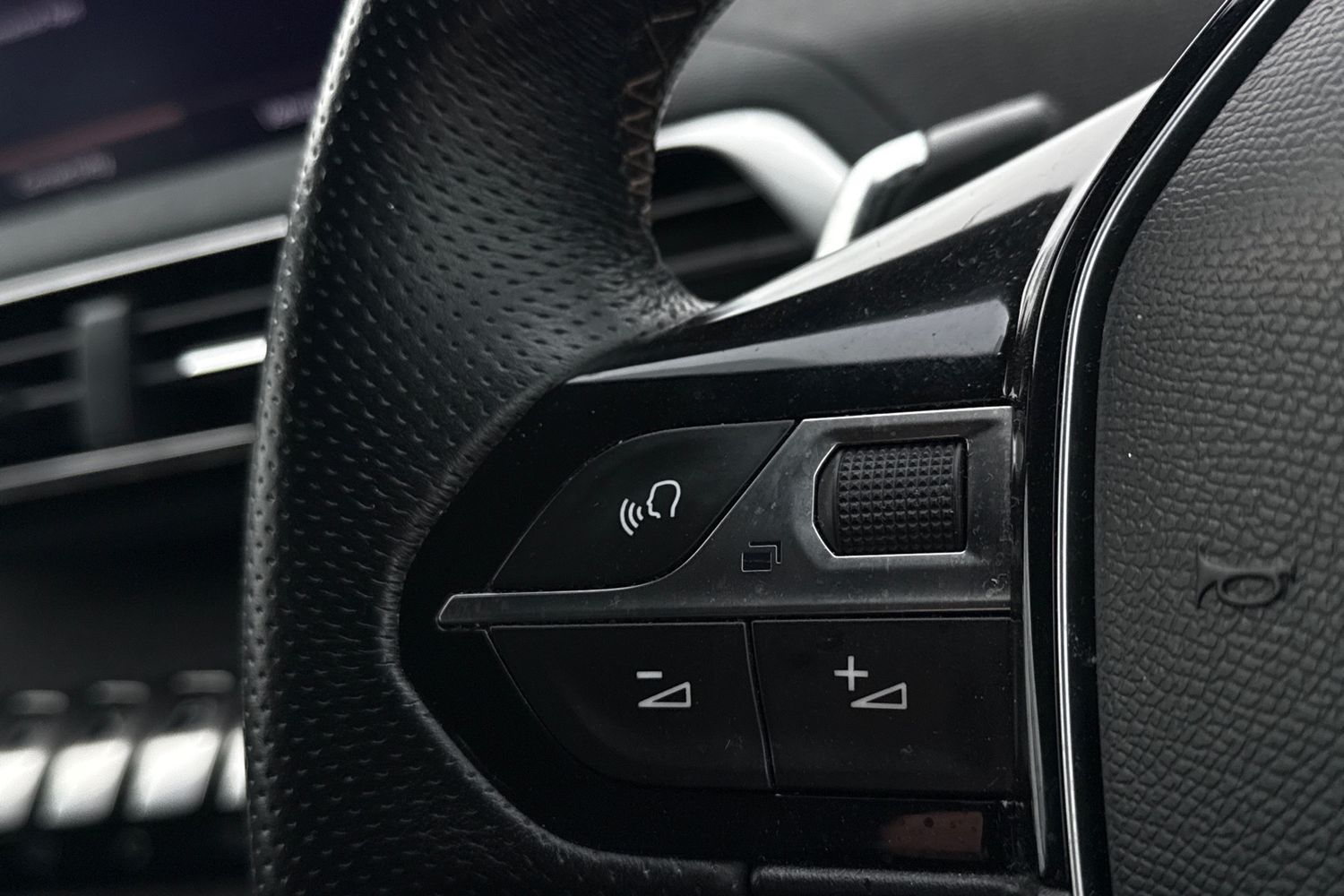 Used Peugeot 5008 2018 for sale - 78107712: Photo 11