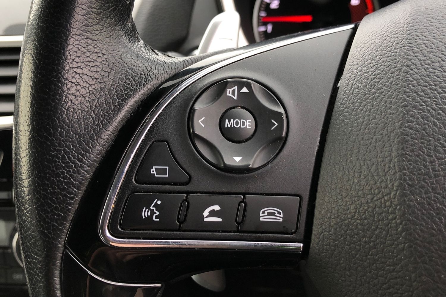 Used Mitsubishi Eclipse Cross 2018 for sale - 77515017: Photo 6