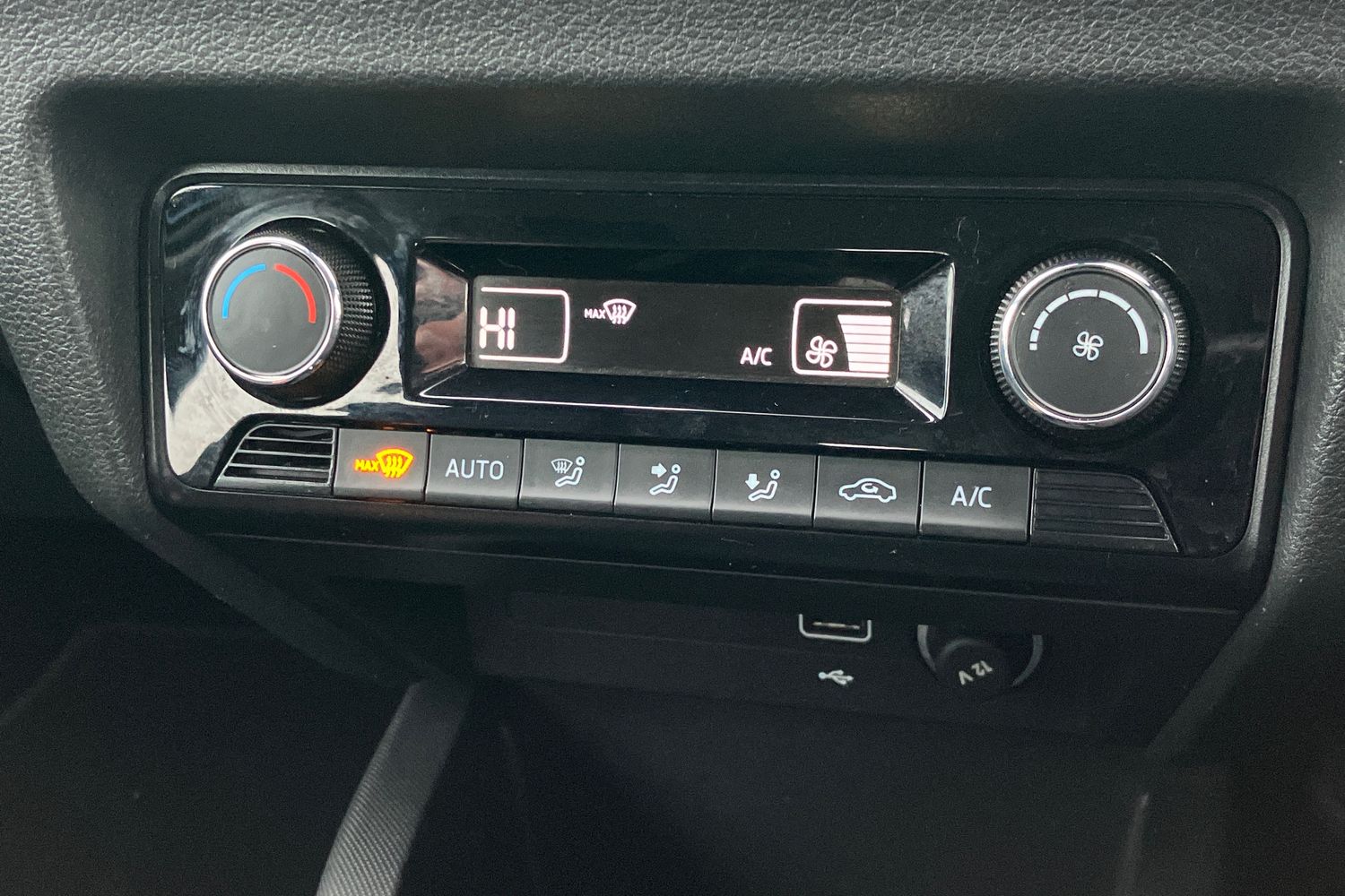 Used Skoda Fabia 2020 for sale - 77294613: Photo 12