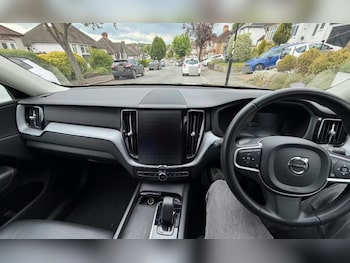 Used Volvo XC60 2022 for sale - 78673642: Photo