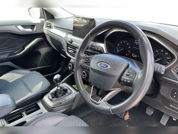 Used Ford Focus 2019 for sale - 78242419: Photo