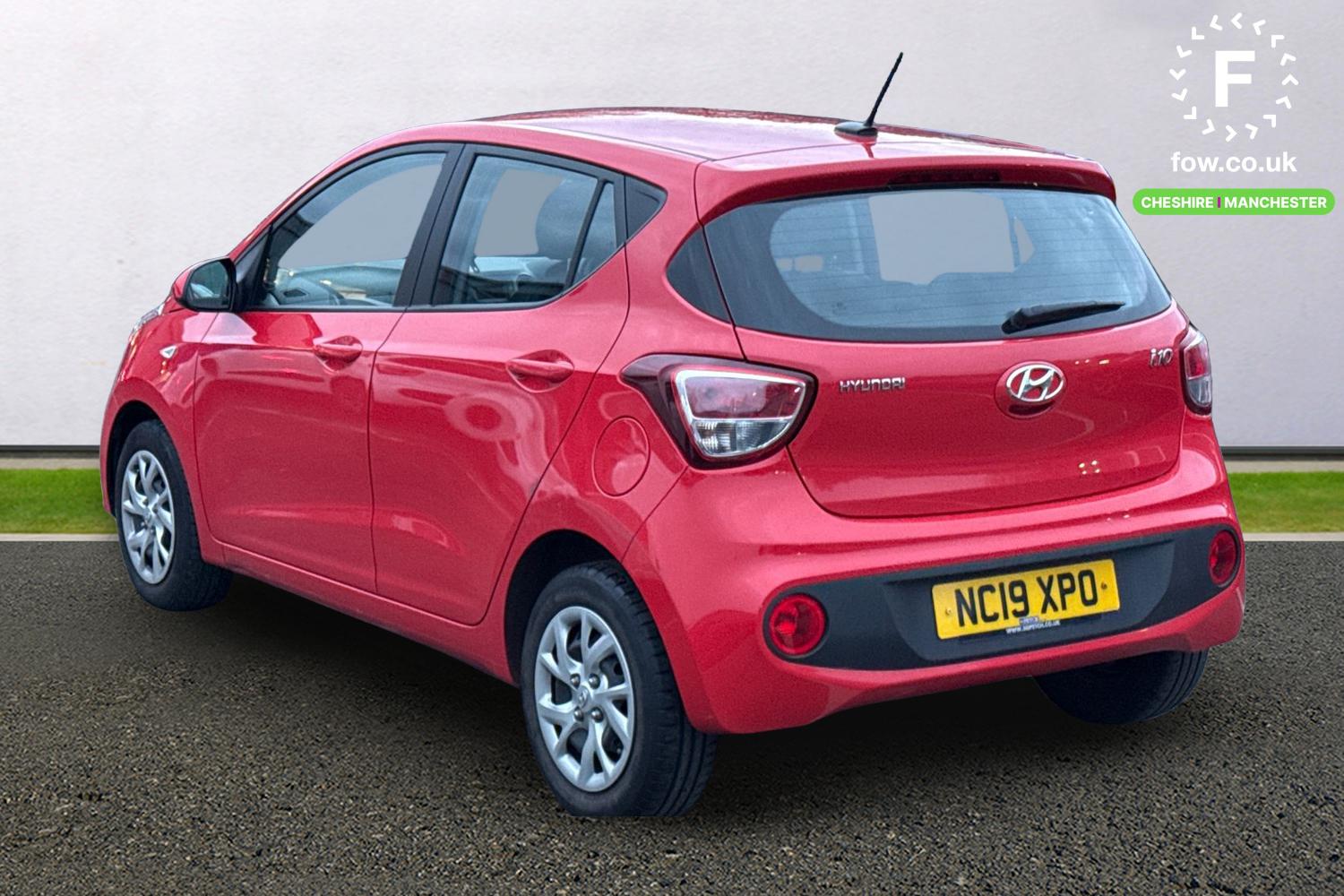 Used Hyundai i10 2019 for sale - 76692323: Photo 2