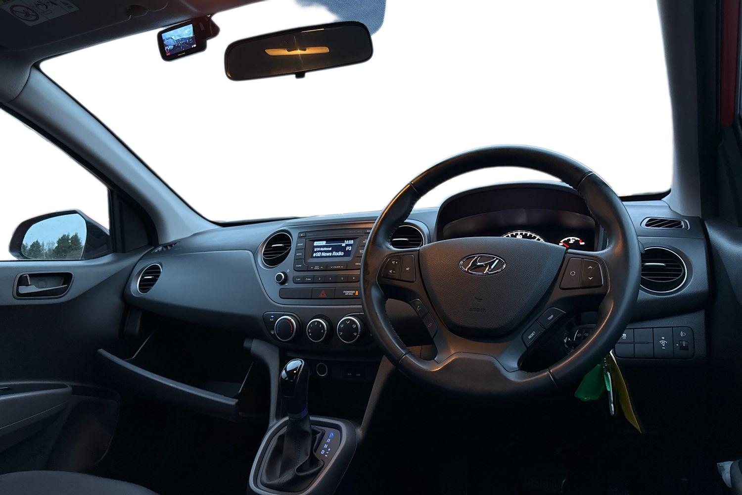 Used Hyundai i10 2019 for sale - 76692323: Photo 3