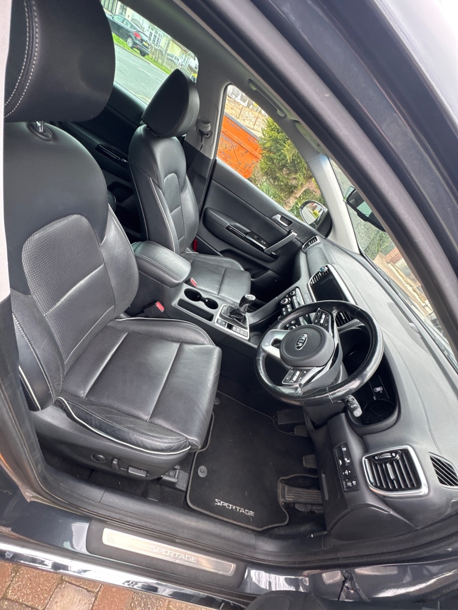 Used Kia Sportage 2018 for sale - 78084128: Photo 2