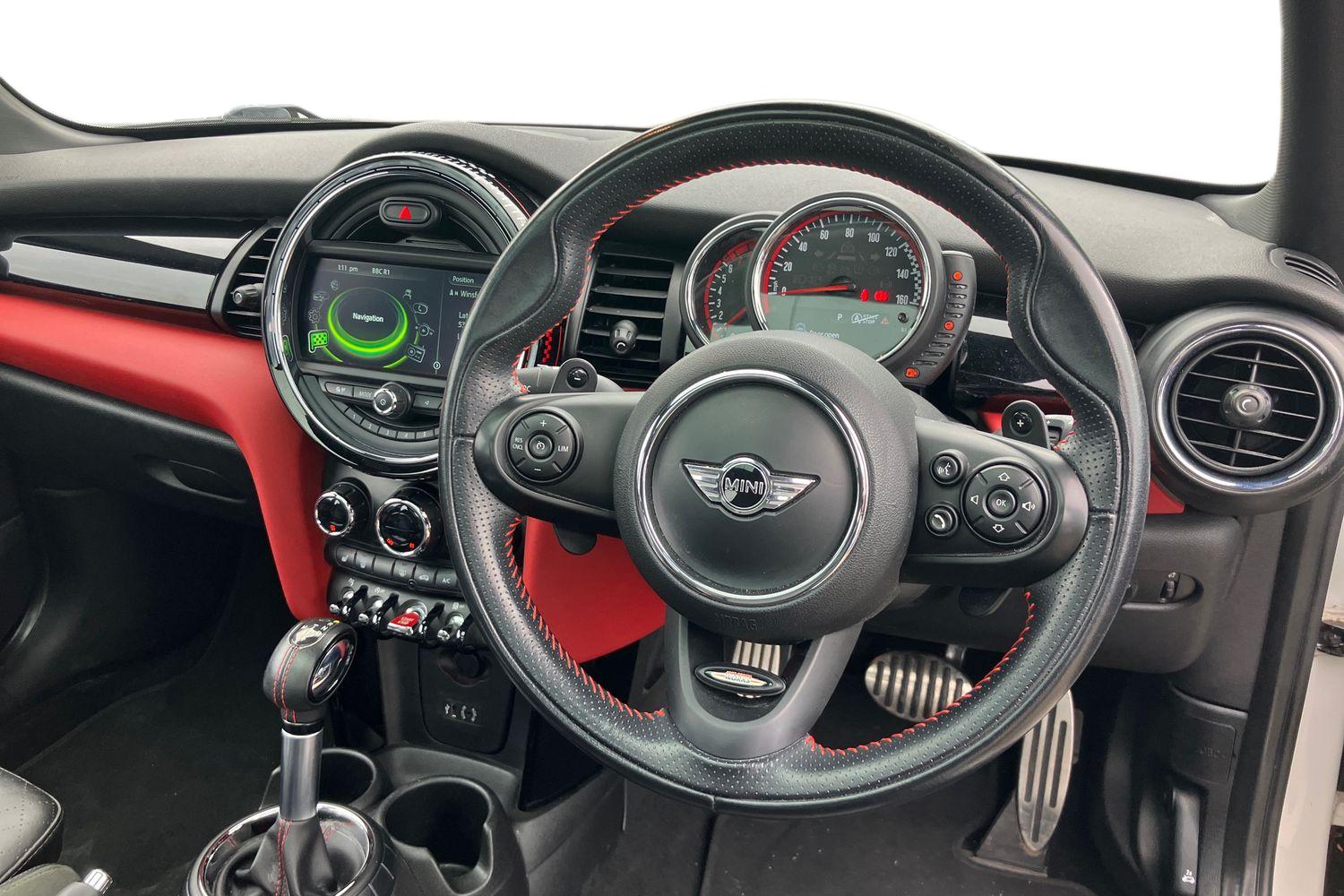 Used MINI Hatch 2017 for sale - 78084176: Photo 3