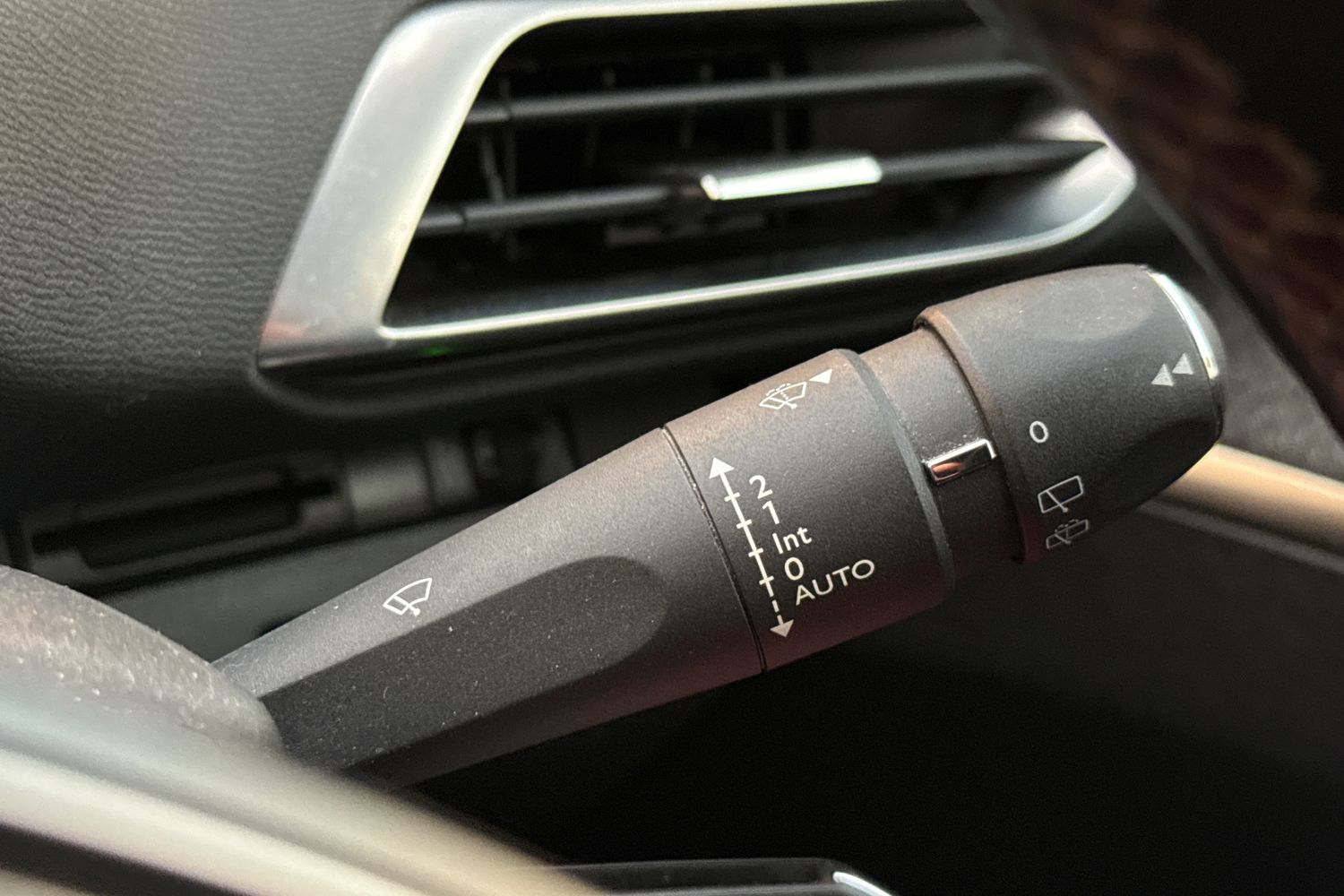 Used Peugeot 3008 2017 for sale - 77540979: Photo 13