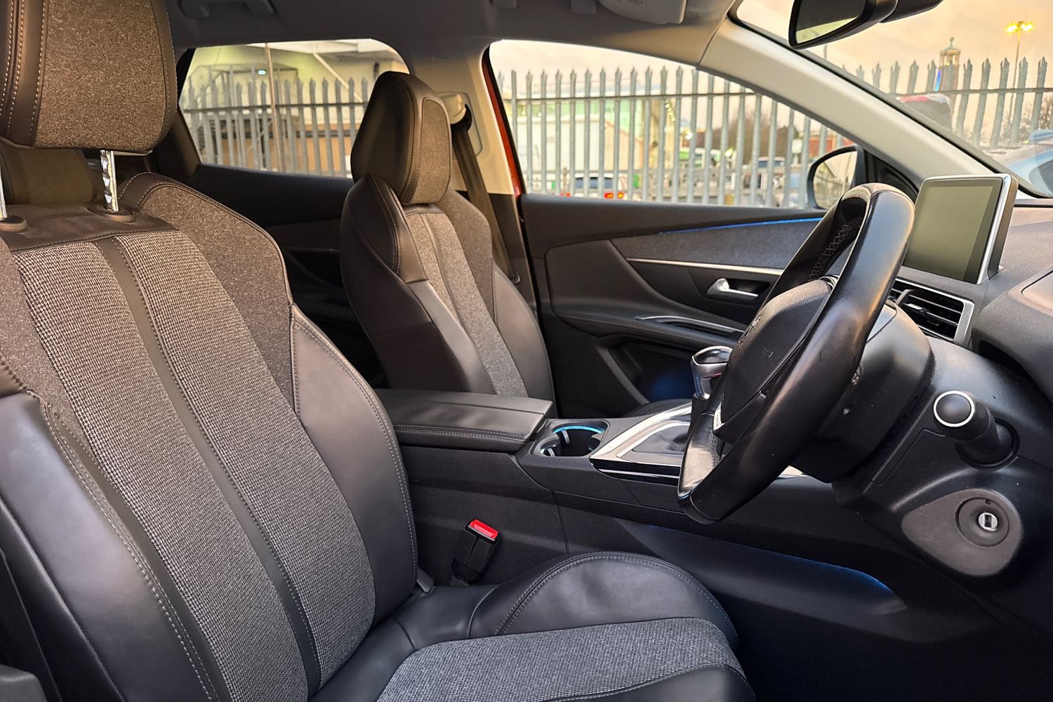 Used Peugeot 3008 2017 for sale - 77540979: Photo 16