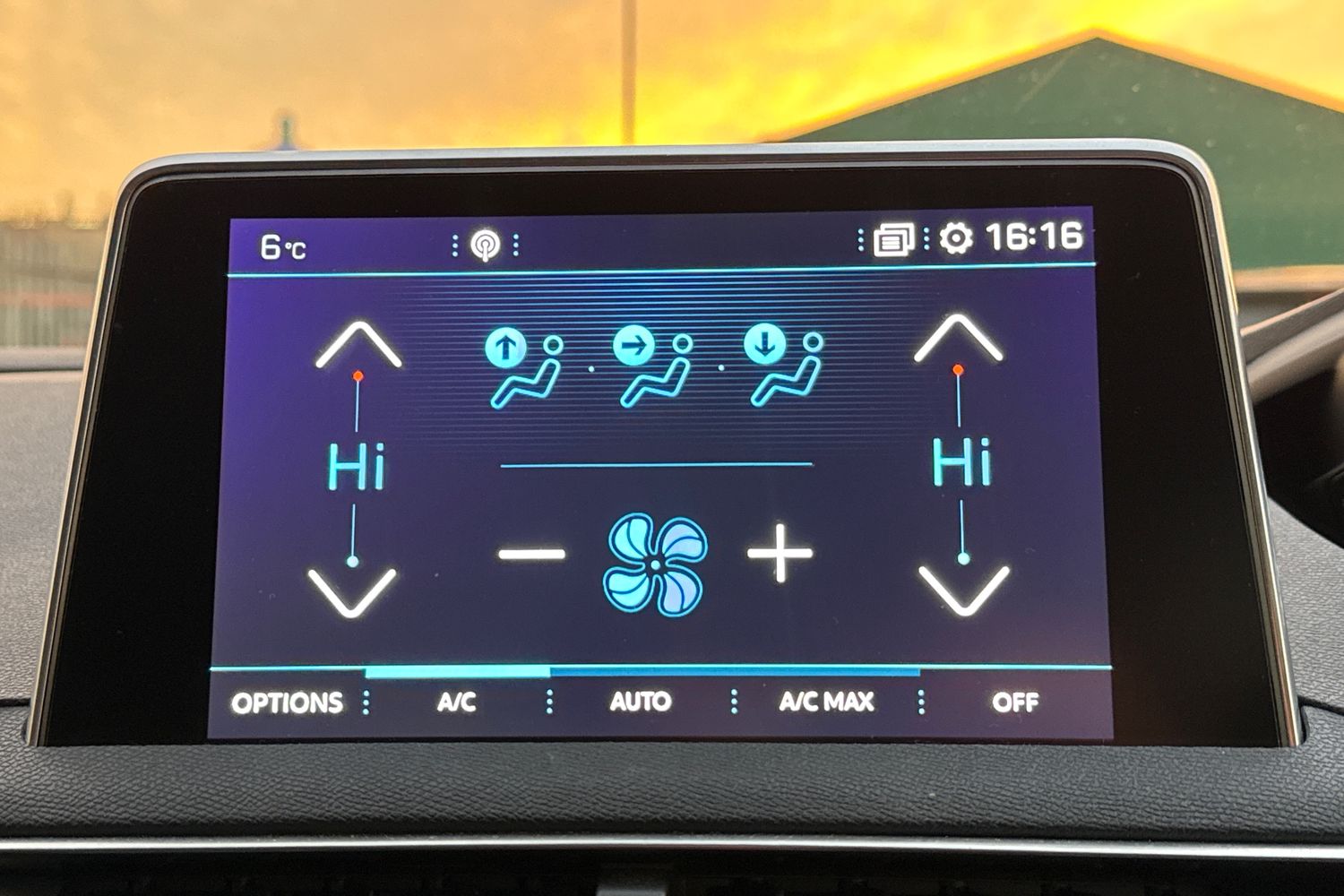 Used Peugeot 3008 2017 for sale - 77540979: Photo 9