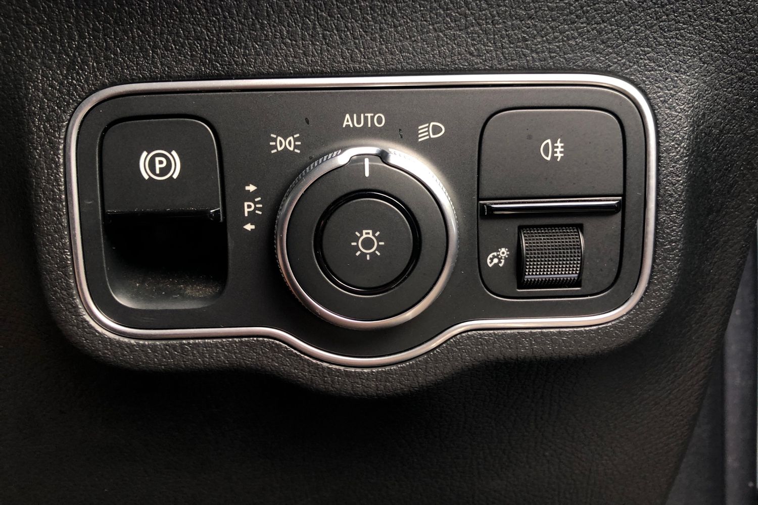 Used Mercedes-Benz EQA 2024 for sale - 76115044: Photo 12