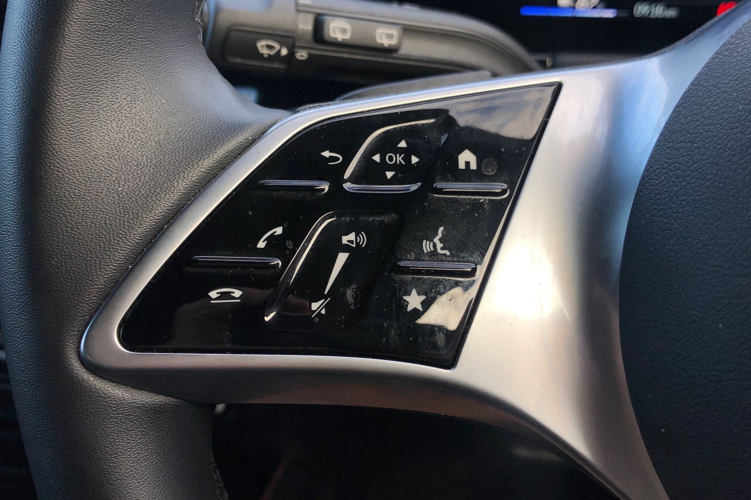 Used Mercedes-Benz EQA 2024 for sale - 76115044: Photo 6