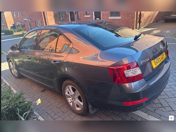 Used Skoda Octavia 2015 for sale - 77787595: Photo