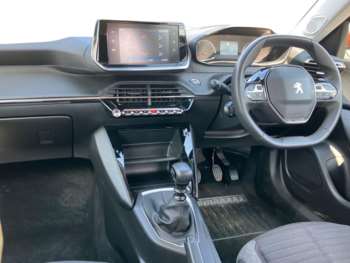 Used Peugeot 2008 2021 for sale - 74846110: Photo