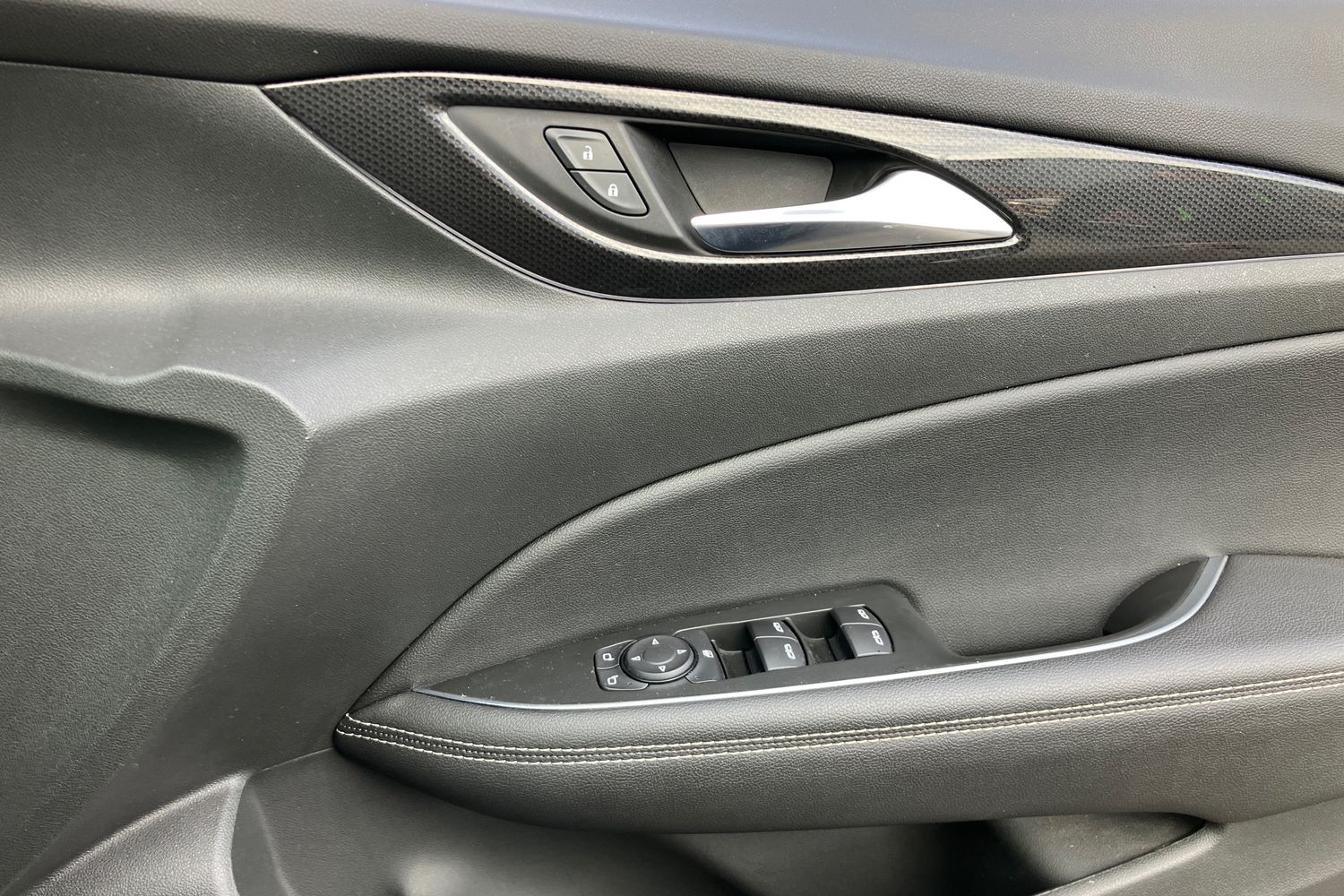 Used Vauxhall Insignia 2020 for sale - 75898682: Photo 19