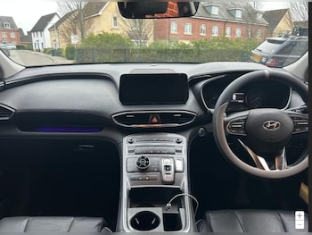 2022 - 1.6 TGDi Plug-in Hybrid Premium 5dr 4WD Auto