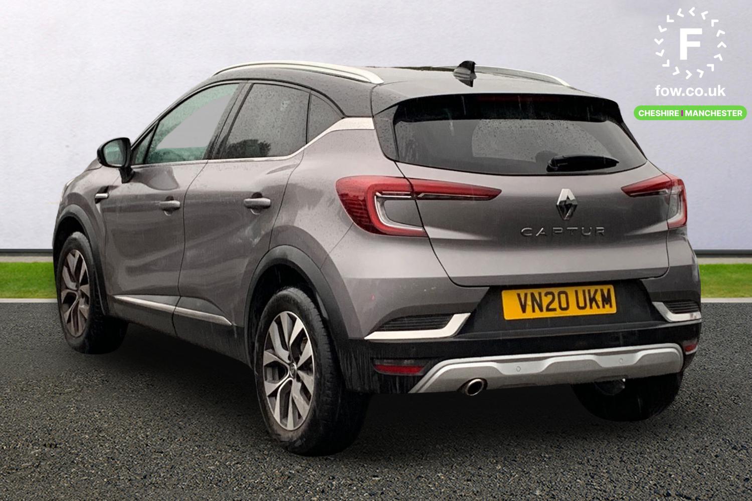 Used Renault Captur 2020 for sale - 76949654: Photo 2