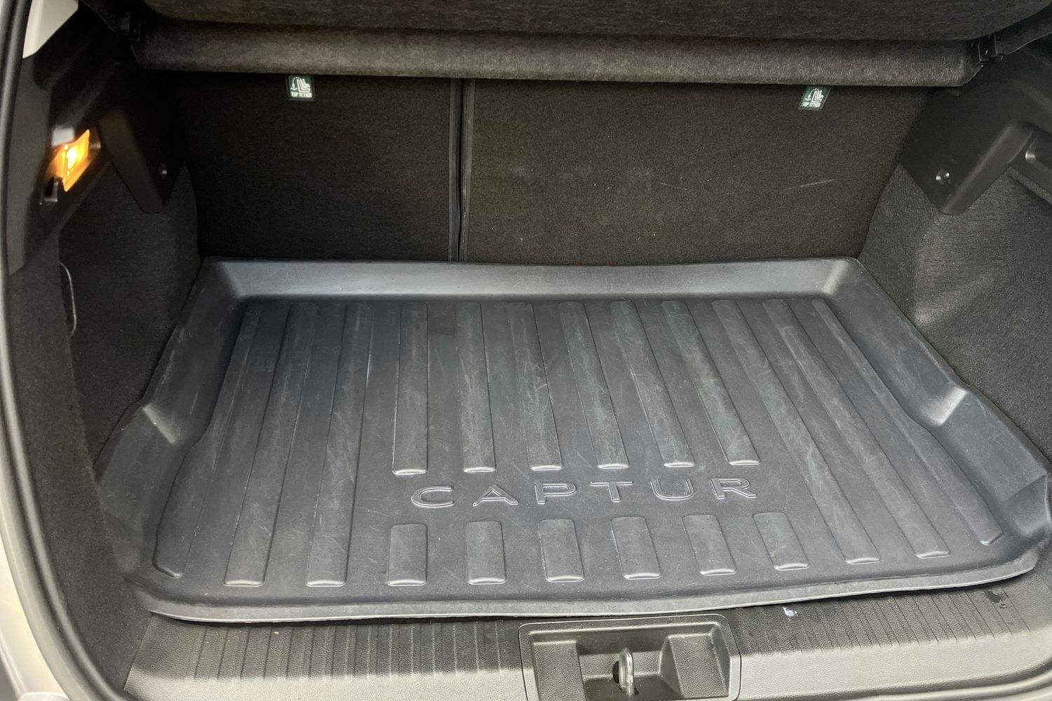 Used Renault Captur 2020 for sale - 76949654: Photo 23