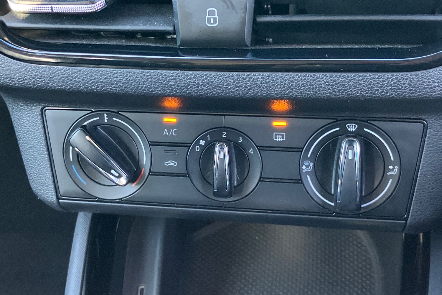 Used Skoda Kamiq 2020 for sale - 76143780: Photo 12