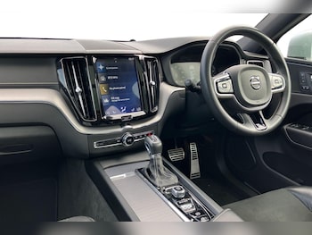 Used Volvo XC60 2019 for sale - 79399557: Photo
