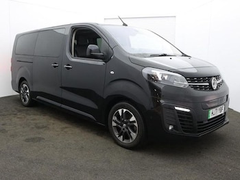 Vauxhall - Vivaro Life