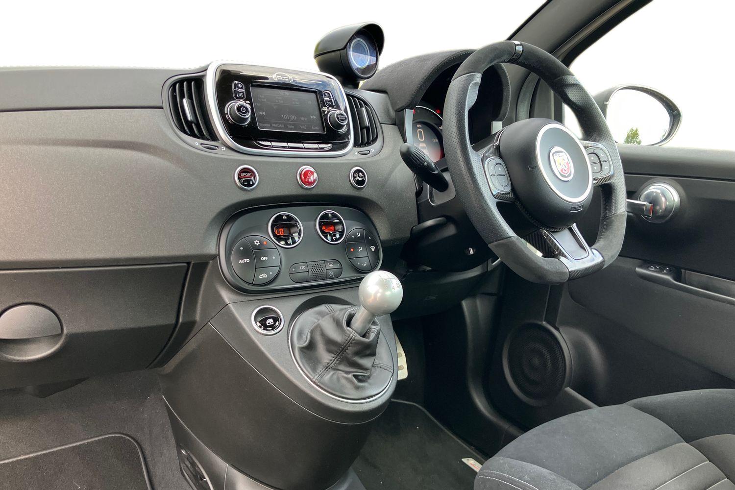 Used Abarth 595 2019 for sale - 76697707: Photo 4