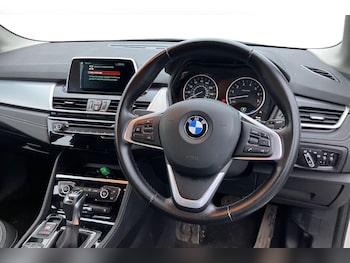 Used BMW 2 Series 2017 for sale - 77561256: Photo
