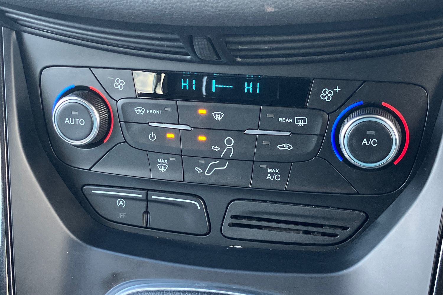 Used Ford Kuga 2018 for sale - 76546110: Photo 15