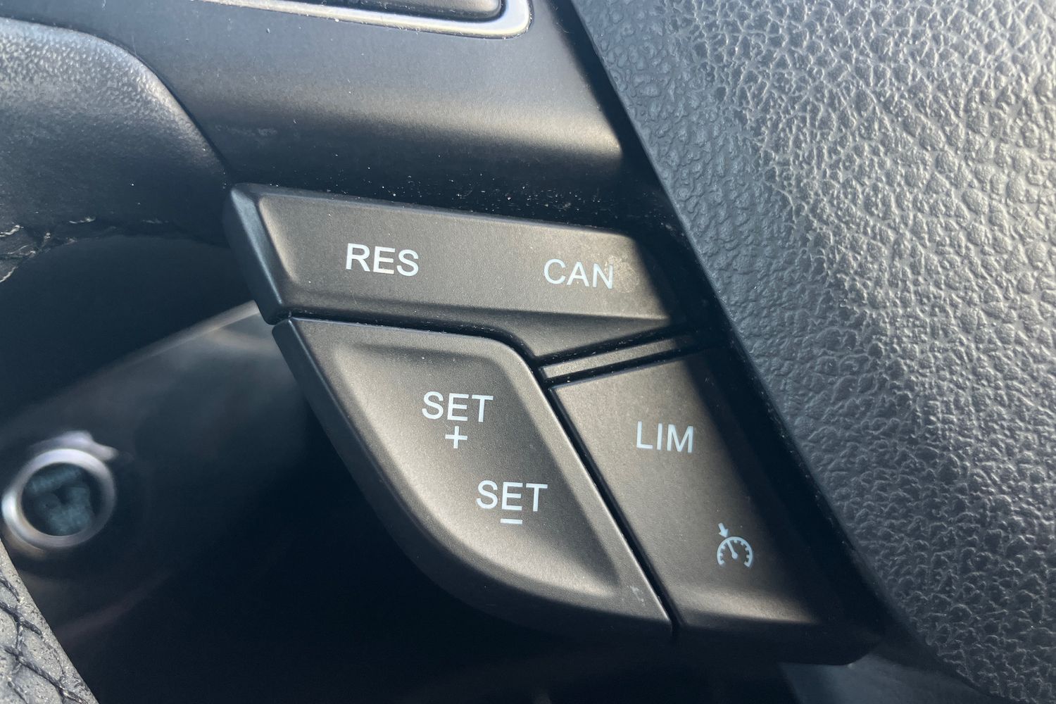 Used Ford Kuga 2018 for sale - 76546110: Photo 18